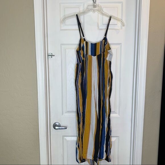 Urban Outfitters Tootsie Button-Down Cropped Jumpsuit Size Small - Picture 12 of 14